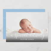 Faire-part Script simple Un Livraison Spéciale Bébé Photo Nai (Devant / Derrière)