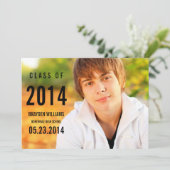 Faire-part simple de graduation noire (Debout devant)