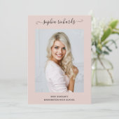 Faire-part Simple et élégant | Blush Pink Photo Graduate (Debout devant)