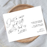 Faire-part Simple moderne Funny Black and White Moving<br><div class="desc">Un design simple et moderne en noir et blanc avec une citation amusante qui dit "Juste en coque vous aimeriez toujours nous trouver" et vous pouvez personnaliser le reste du message "et nous envoyer des cartes de Noël", ajouter votre nouvelle adresse, signature et un court message au dos. Si vous...</div>
