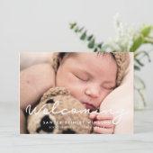 Faire-part Simple script Accueil photo bébé naissance (Debout devant)