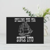 Faire-part Spilling The Tea Depuis 1773 Juillet Enseignant D' (Debout devant)