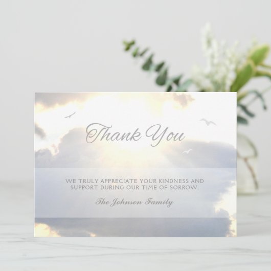 Faire-part Sunlight Streams & Clouds Merci Photo Memorial (Debout devant)