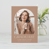Faire-part Terracotta légère | Classic Arch Photo Graduation  (Debout devant)