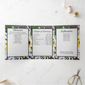 Faire-part Trois Volets Floral White Spider Mum Patch Five Photo Memorial (Intérieur)