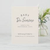 Faire-part Typographie Moderne Annonce de Grossesse Beige (Debout devant)