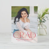 Faire-part Typographie rouge moderne Grad 2 Diplôme photo (Debout devant)