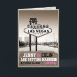 Faire-part Vintage Sepia Las Vegas Photo Enregistrer La Date<br><div class="desc">Photo modifiée du panneau de bienvenue à Las Vegas sur le devant et s'il vous plaît REMPLACER L'ÉCHANTILLON PHOTO AVEC VOTRE PROPRE PHOTO à l'intérieur de la carte. Tous les textes par défaut peuvent être entièrement customisés avec vos propres mots, et vous pouvez également modifier les polices, les tailles, le...</div>
