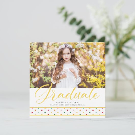 Faire-part Yellow Polka Dots Funny Graduate Photo Graduation  (Debout devant)
