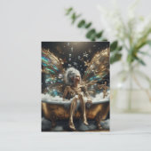 Fairy vrouw neemt een bubbelbad in een gouden kuip briefkaart (Staand voorkant)