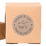 Fait maison avec amour | Merci en papier Kraft<br><div class="desc">Fait maison avec papier Kraft Love | Merci Pour Votre Commande Conception. Il s'agit d'un modèle prêt pour vous à ajouter vos détails à. Ajoutez cette touche finale aux commandes des clients avec cet autocollant.</div>