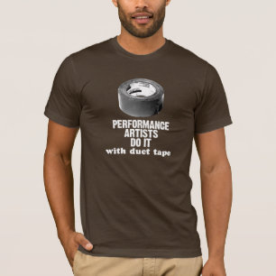 Faites-le avec le T-shirt de brun de ruban adhési
