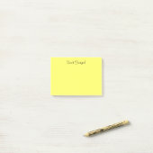 Faites vos propres notes de post-it dans votre (Sur un bureau)