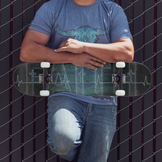 Faith Cross Heartbeat Skateboard (Buiten 3)