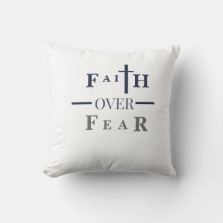 Faith Over Fear Throw Pillow – Minimal Christian  Kussen