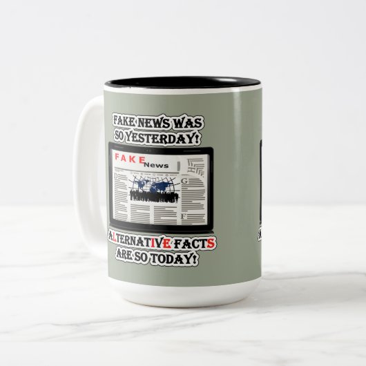 Fake News and Alternative Facts 15 oz Two-Tone Mok (Voorkant links)