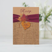 Fall in Love Burlap, Mariage Feuille RSVP (Debout devant)