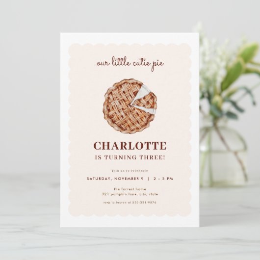 Fall Little Cutie Pie Anniversaire Invitation (Debout devant)