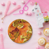 Fallen Autumn Leaves Papieren Bordje (Feest)