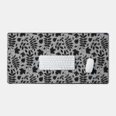 Fallen Leaves Big Pattern Black op grijs Bureaumat (Keyboard & Muis)