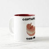 FALSE TITULAIRE DE DENTS MUG (GRAND CADEAU) (Devant gauche)