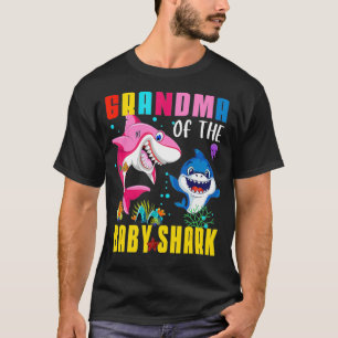 FAMILIE 365 Oma van de Baby Shark T-shirt Verjaard