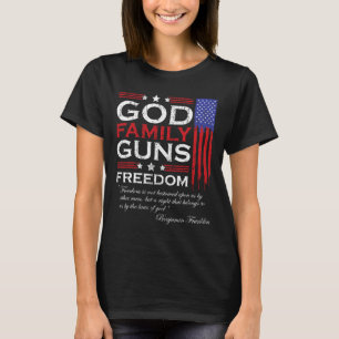 Familie God Vuurwapens En Vrijheid Christelijke Me T-shirt