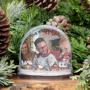 FAMILIEFOTO WINTERSCENE GRENS SNEEUWBOL