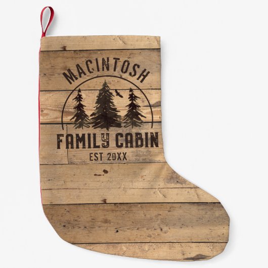 Familienaam Cabin Rustic Wood Forest Personalized Kleine Kerstsok (Voorkant)