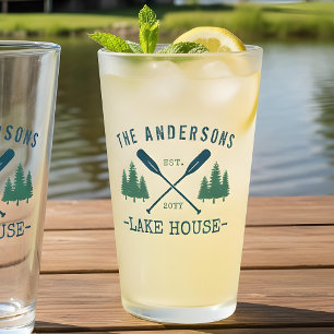 Familienaam Lake House Rustic Oars Pine Trees Glas