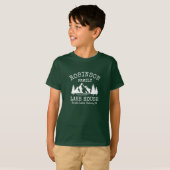 Familienaam Lake House Rustic White Silhouette T-shirt (Voorkant volledig)