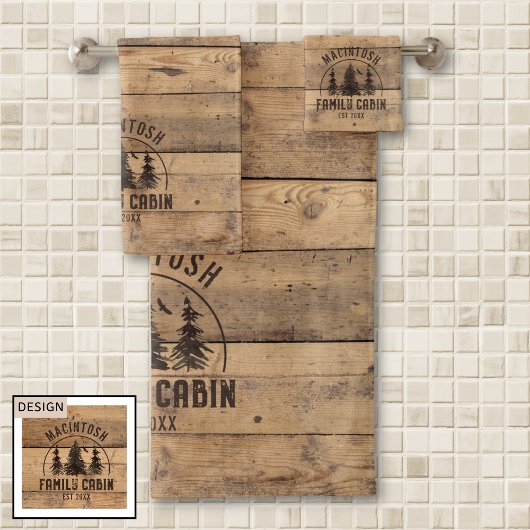 Familienaam Rustic Wood - Gepersonaliseerd Bad Handdoek