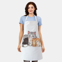 Familieportret van een kitten met knuffels