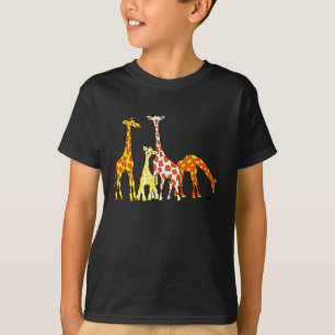 Famille de girafe dans le T-shirt de l'enfant