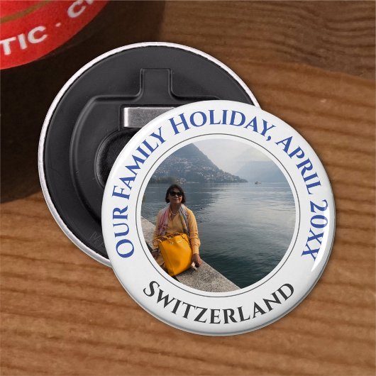 Family Holiday Memories Button Flesopener