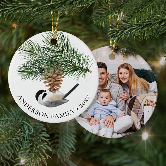 Family Photo Chickadee Pine Cone Christmas Keramisch Ornament