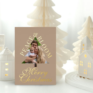 Family photo pine tree script taupe gold real folie uitnodiging