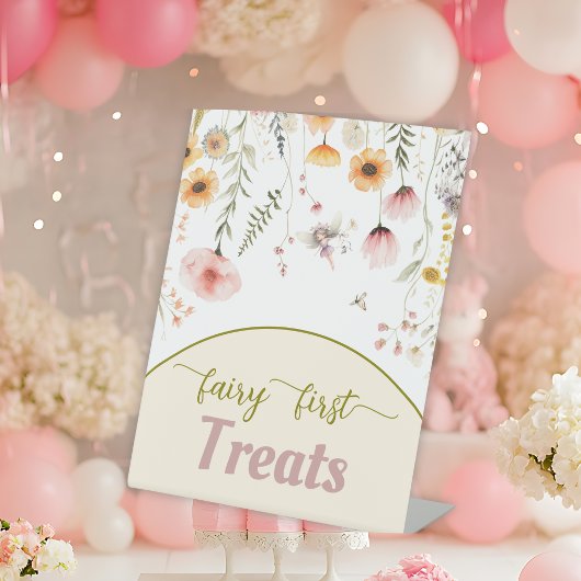 Fantasie wilde bloem fee eerste voetstuk teken reclamebord met voetstuk