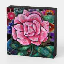 Fantasierijke bloemrijke roze roos Art Nouveau bot