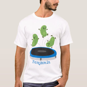 Fantastische groene bonen op trampoline-cartoon t-shirt