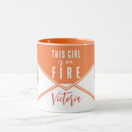 Fantasy Flames Vrouw Surreal Art Meisje op Vuur Na Mok (Midden)