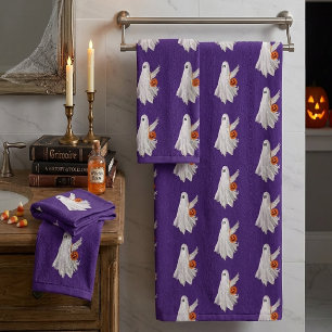 Fantôme de Trick Or Treating avec un seau de bonbo