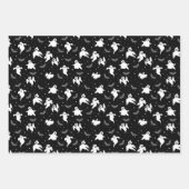 Fantômes d'Halloween enveloppant des feuilles de p (Devant)