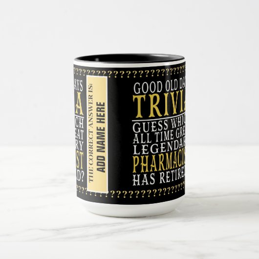 Farmacist Funny Personalized Remoe, pensioen Mok (Midden)