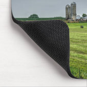 Farms Red Barn & Silo in Spring Muismat (Hoek)