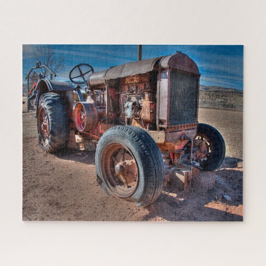 Farms | Rusty Antique Tractor Legpuzzel (Horizontaal)