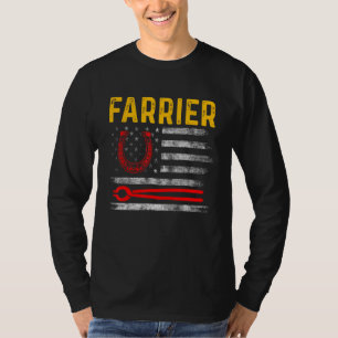 Farrier Hoefijzer Hoof Trimming Equine Shoeing 93 T-shirt