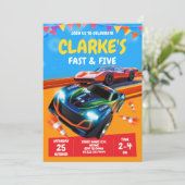 Fast Cars Racing Party Invitation pour garçons (Debout devant)
