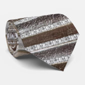Fausses pierres argent et cravate de cuir de Faux (Roulé)