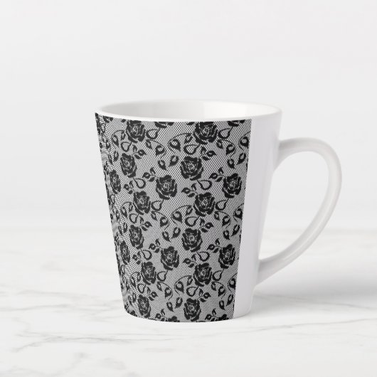 Faux Black Lace Roses Fishnet Latte Mug (Droite)